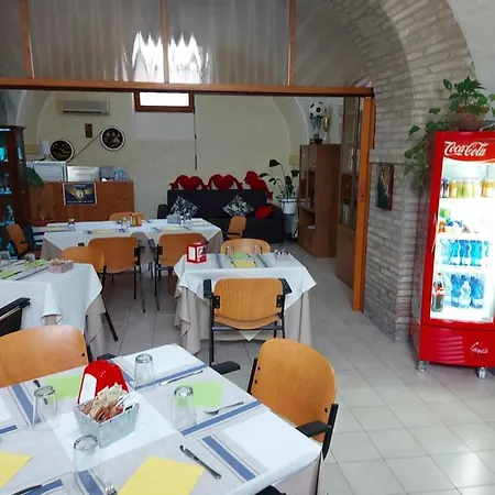 Domus Pacis Santa Chiara Casa Per Ferie 3*