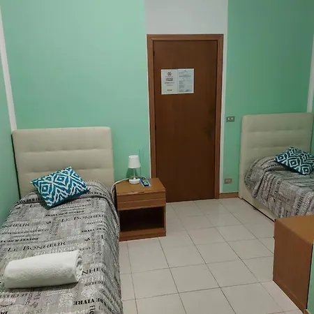 Domus Pacis Santa Chiara Casa Per Ferie Hotel 3*