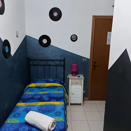 Domus Pacis Santa Chiara Casa Per Ferie 洛雷托