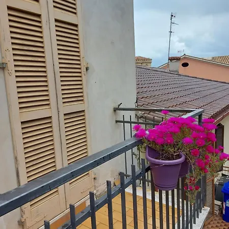 Hotel Domus Pacis Santa Chiara Casa Per Ferie 3*